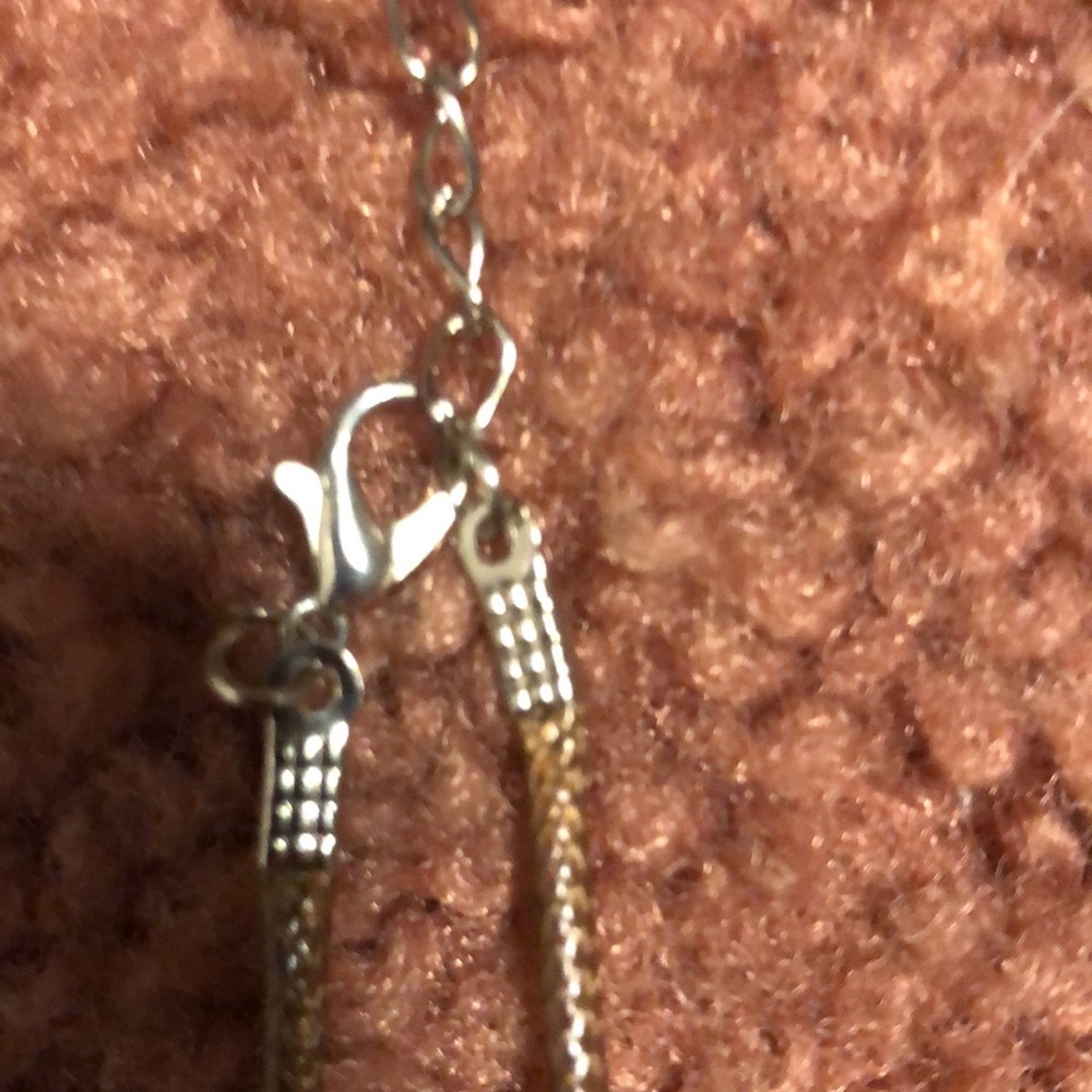 Absolutely Stunning Vintage Stone Necklace - Picture 3 of 7